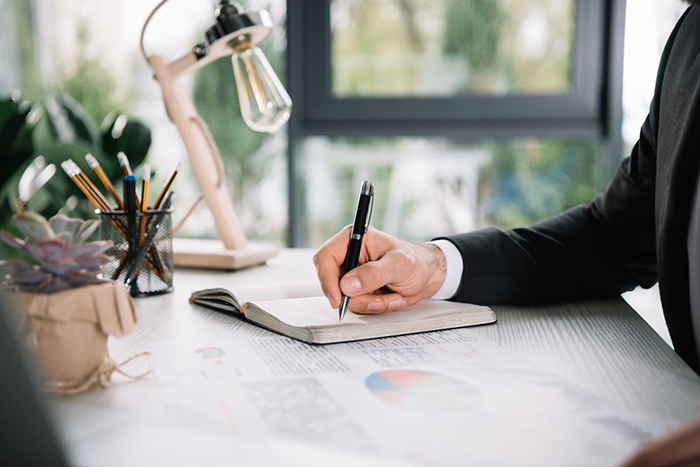 企業(yè)故事有效塑造企業(yè)文化——企業(yè)傳記怎么寫(xiě)（2）