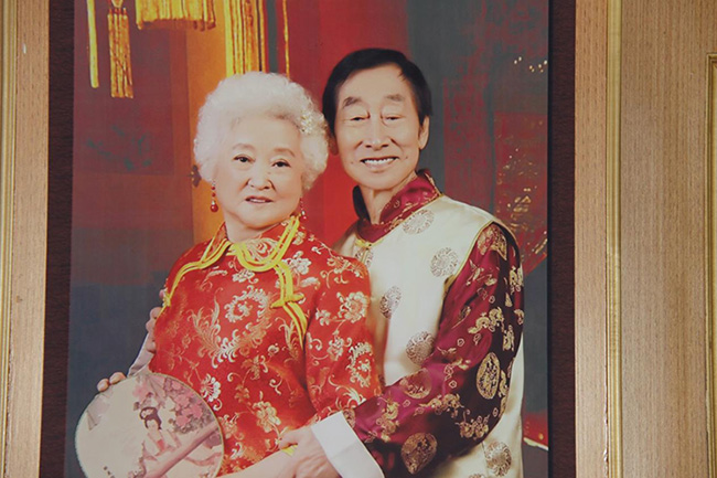 “反動學(xué)術(shù)權(quán)威”——老人回憶錄范文《峰頂之巖》節(jié)選(33)