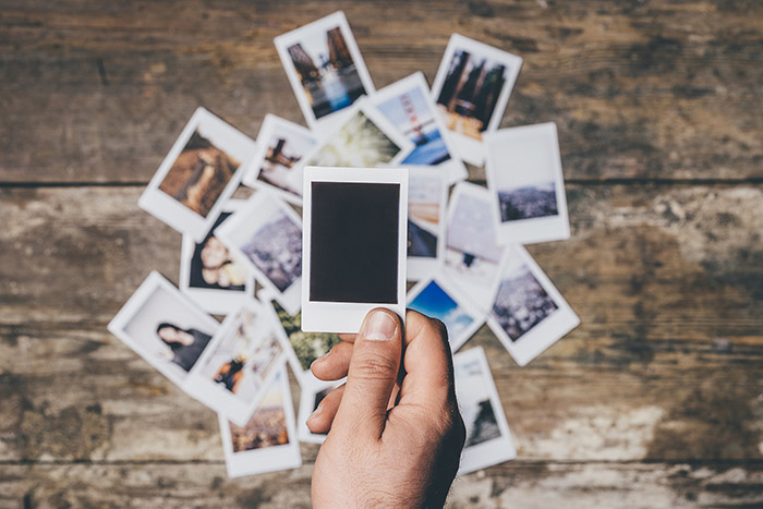 “老人寫自傳回憶錄，是自?shī)首詷穯?？到底有什么意義？”